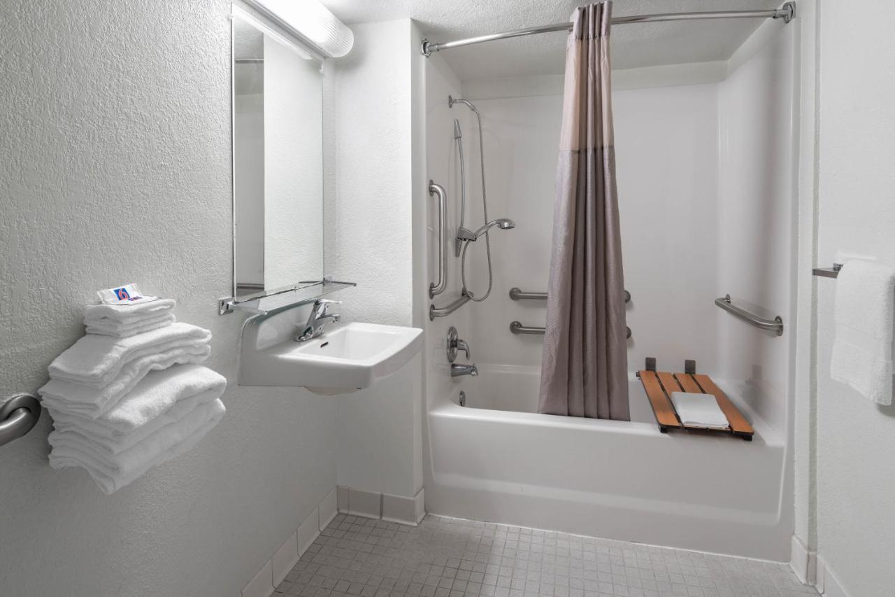 Studio 6 Suites Carpinteria, Ca Santa Barbara South Экстерьер фото