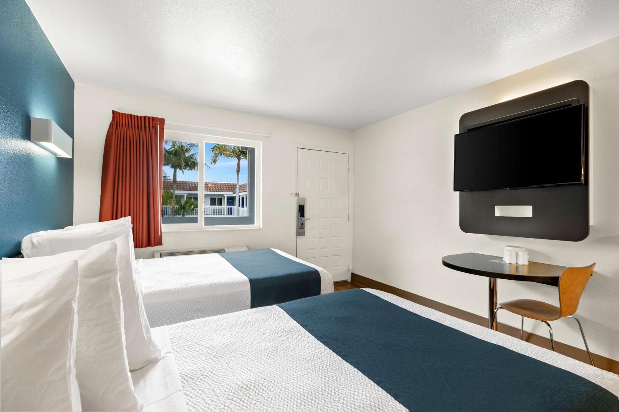 Studio 6 Suites Carpinteria, Ca Santa Barbara South Экстерьер фото